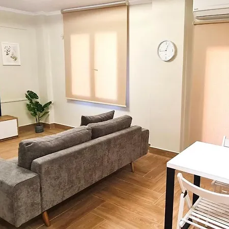 2v1 - Center 4 Apartment Tirana